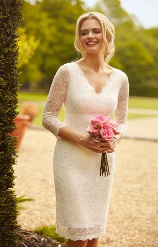 Fitted Lace Long Sleeves Short Wedding Dress