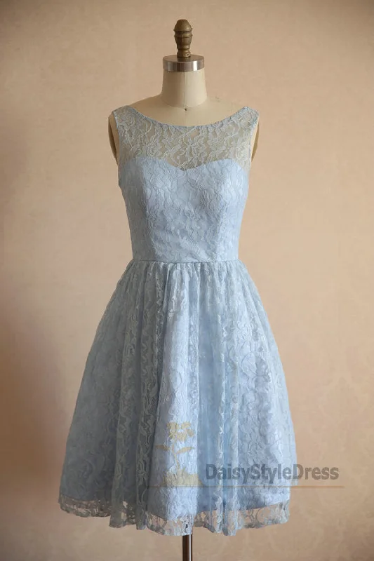 Knee Length Light Blue Vintage Lace Bridesmaid Dress