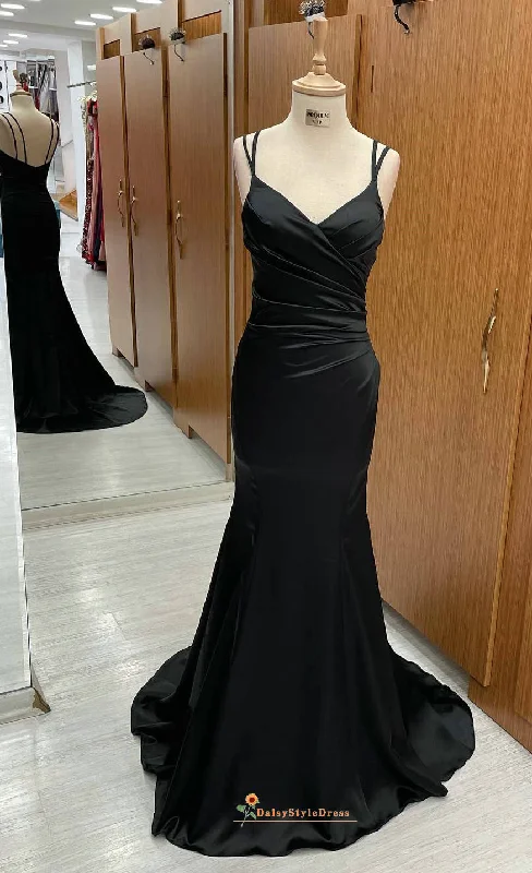 Fit and Tight Black Evening Dress