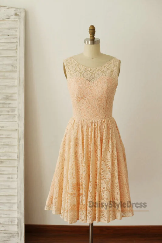 Knee Length V-back Lace Vintage Bridesmaid Dress